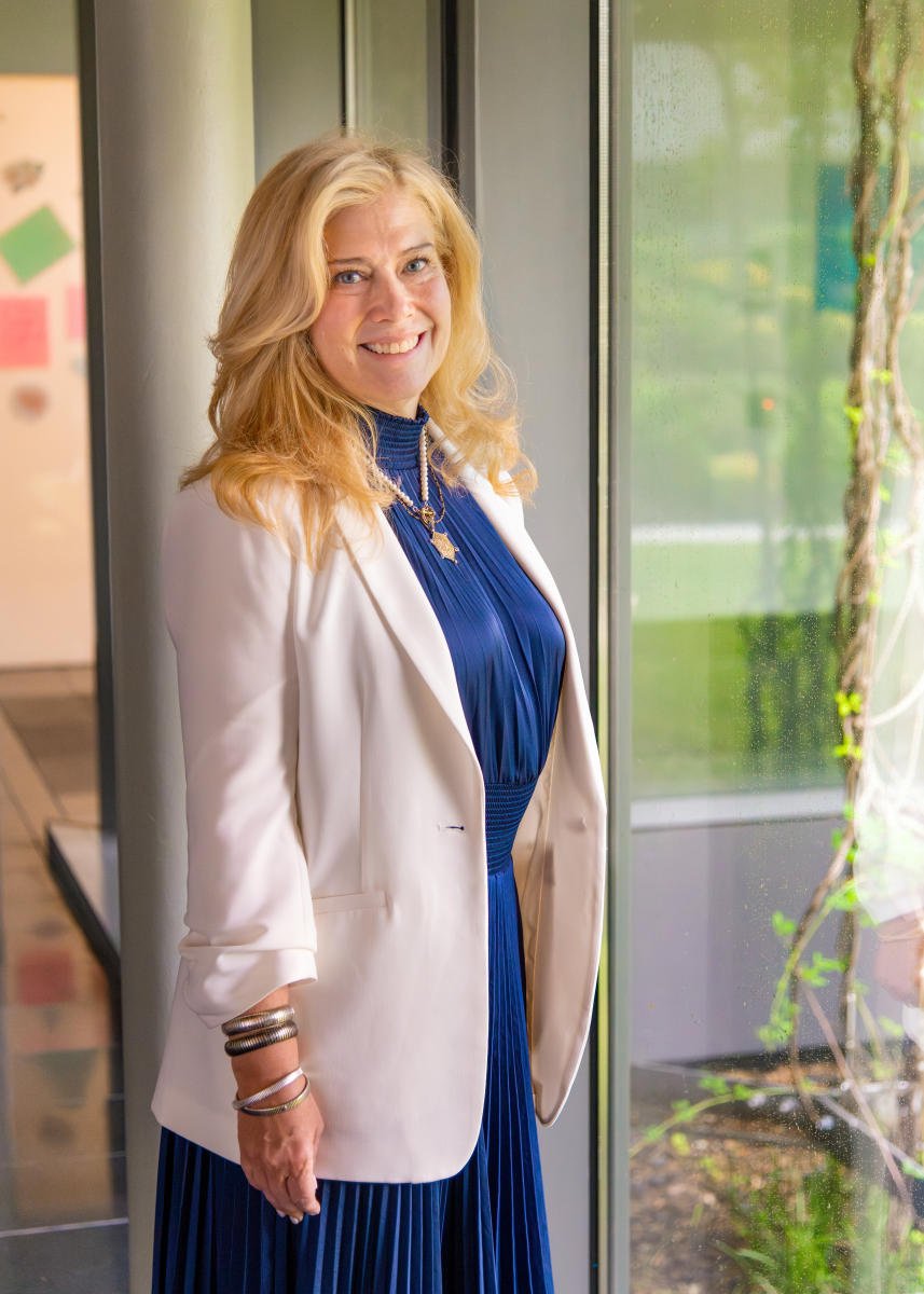 Portrait in lobby